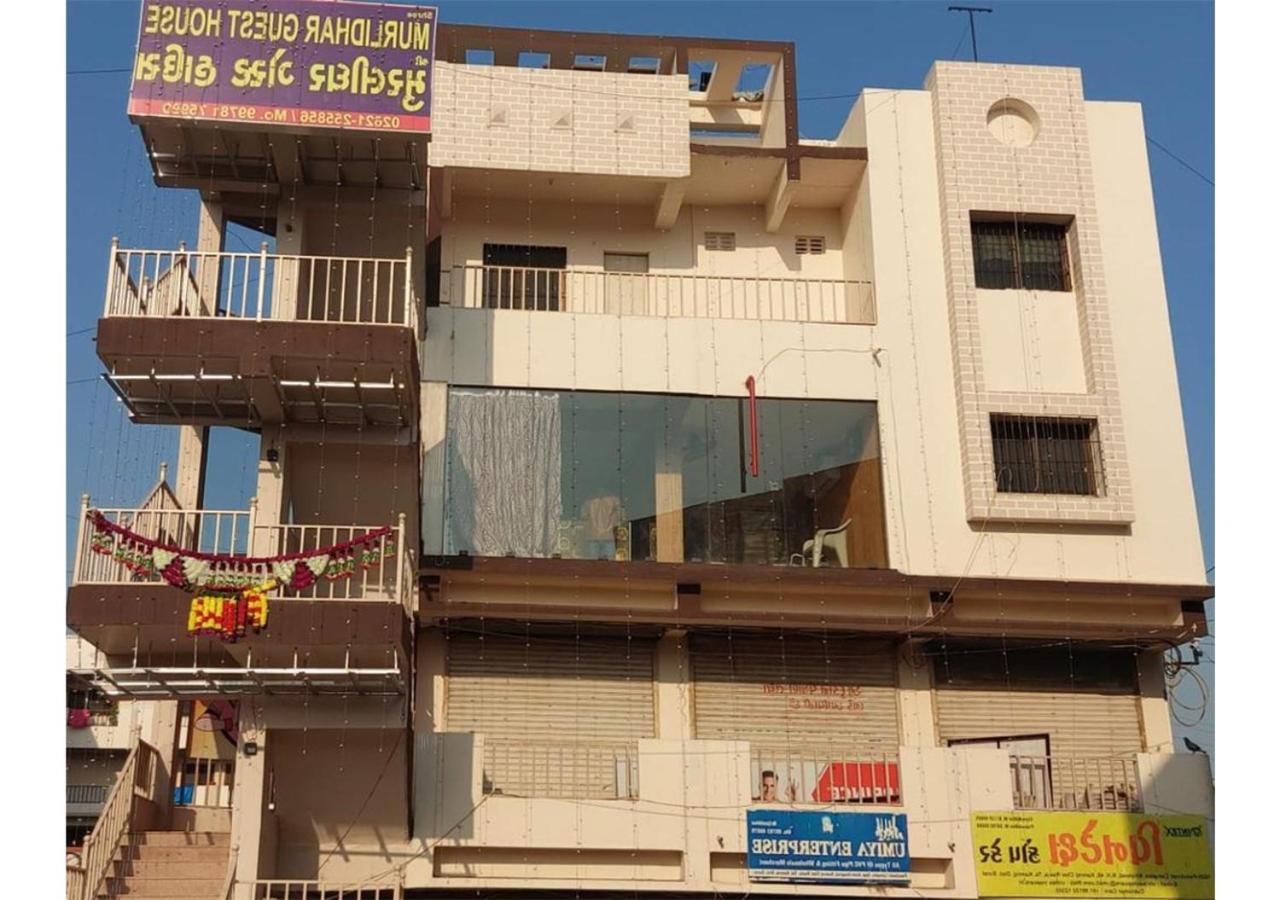 Shree Murlidhar Guest House Surat Bagian luar foto